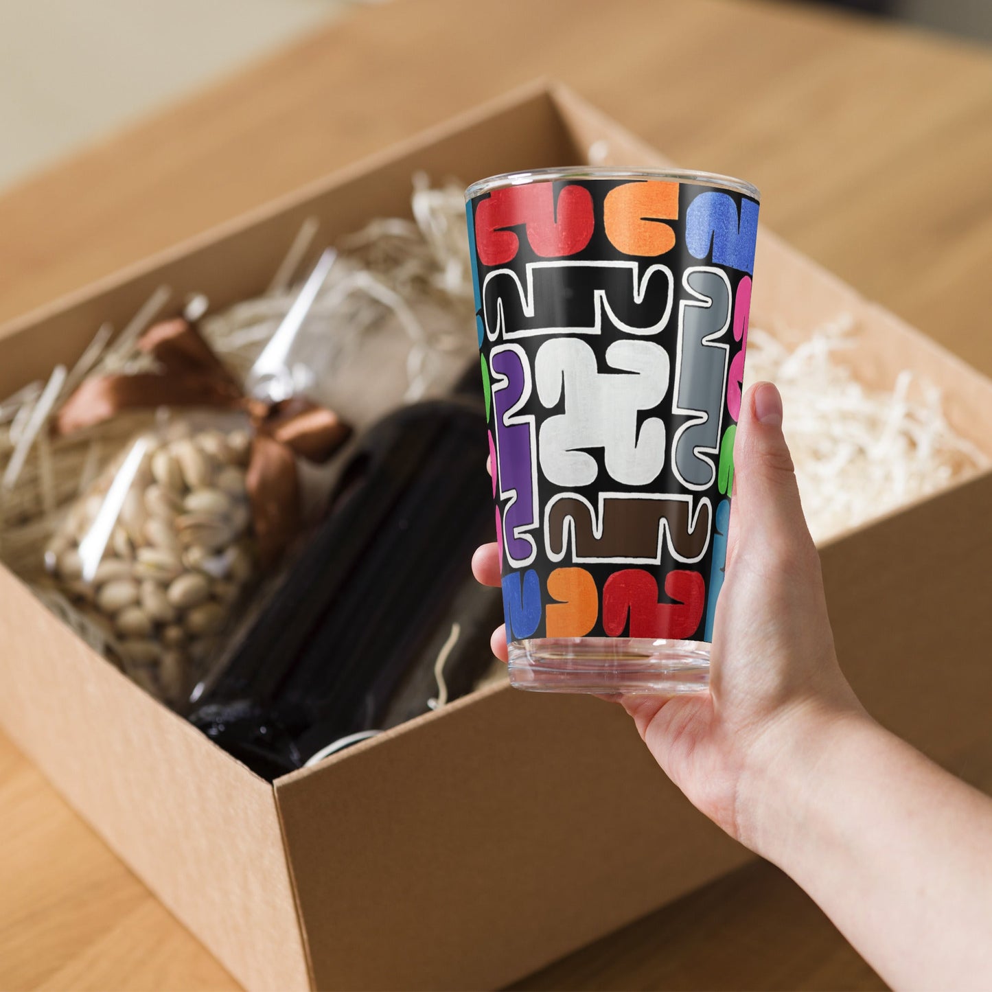 .Linp|RinP. 'Take it off' Shaker pint glass .LinP|RinP.